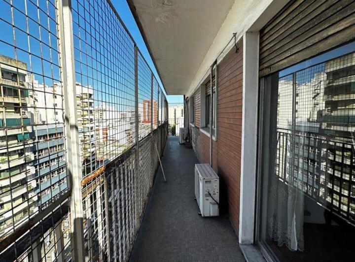 VENTA DPTO 4AMB SUPER LUMINOSO AVELLANEDA CENTRO 3