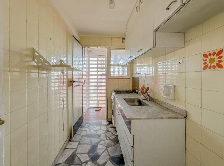 VENTA 2 amb Piso alto, Muy luminoso - FLORES 4