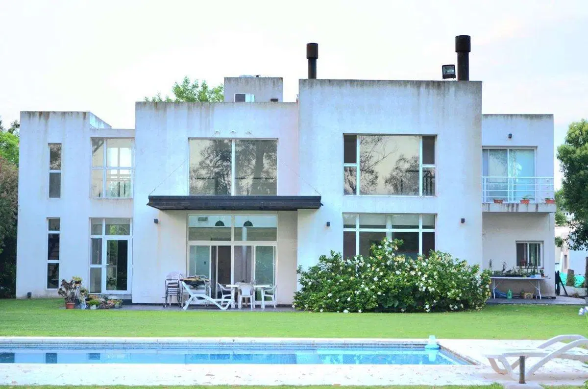Venta Casa 5 amb. Bº Cerrado Santa Ana Fco.Alvarez 2