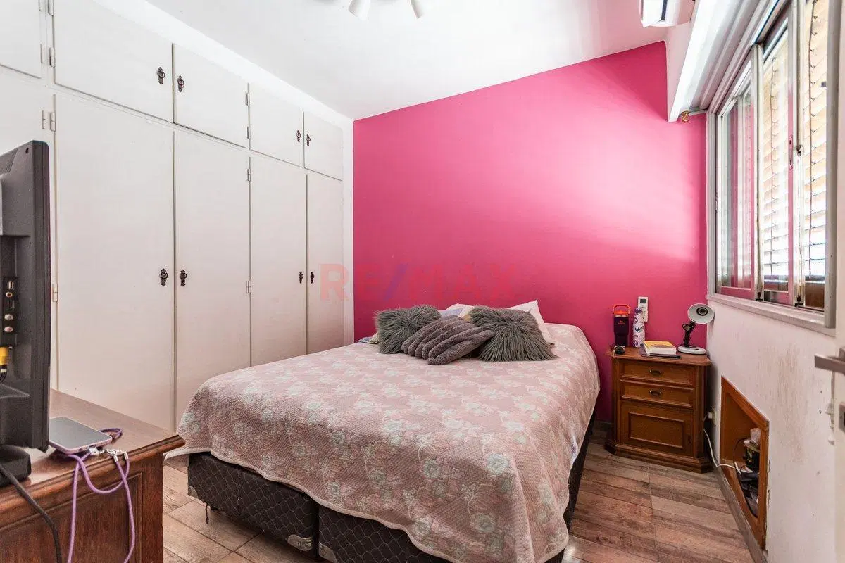 CASA EN VENTA 5 AMB. PARQUE CHACABUCO 3