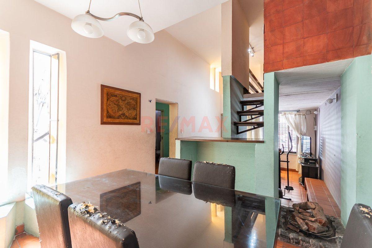 CASA EN VENTA 5 AMB. PARQUE CHACABUCO