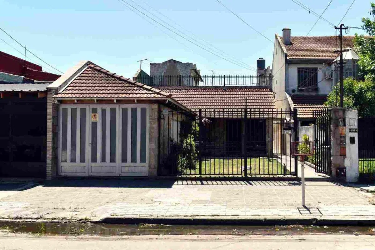 Casa en Venta de 4 Ambientes Lanus Apto Credito 5
