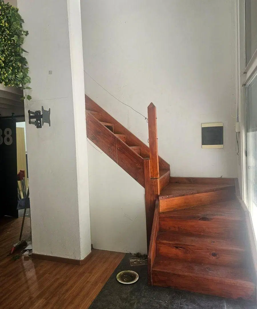 VENTA - LOCAL 60 MTS +entrepiso 40 MTS -PATERNAL 4