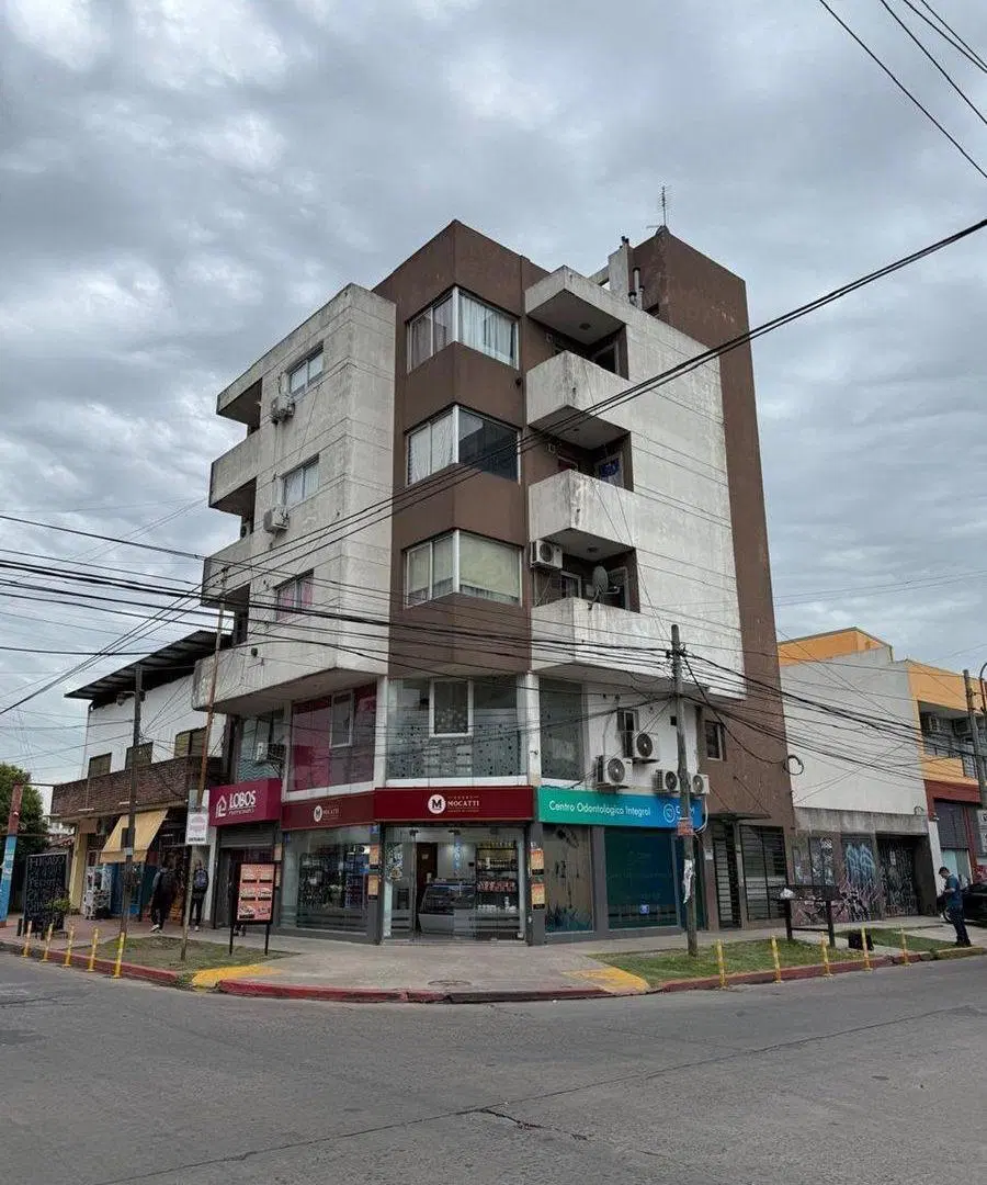 VENTA OFICINA 30 M. C/ BALC.  MORENO CENTRO A/CRED 4