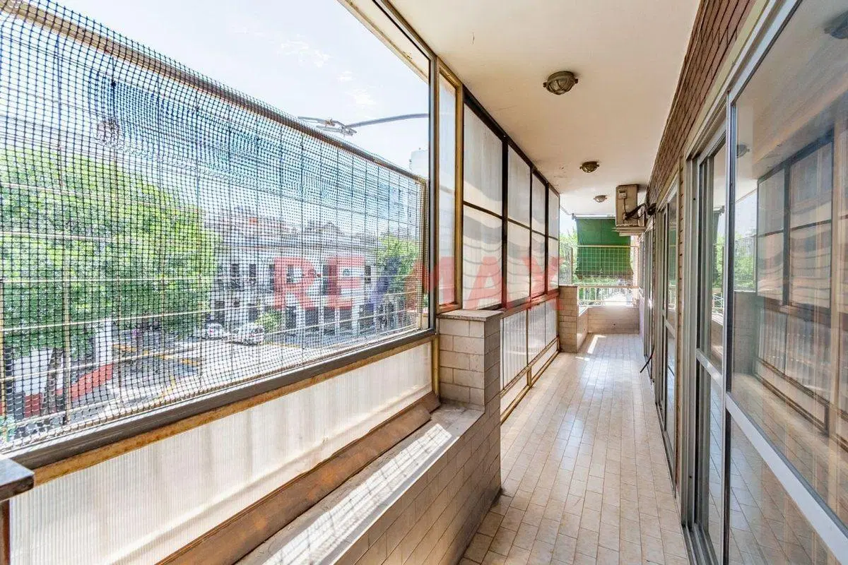 EXCELENTE PISO CON PATIO Y BALCON EN SAN CRISTOBAL 5