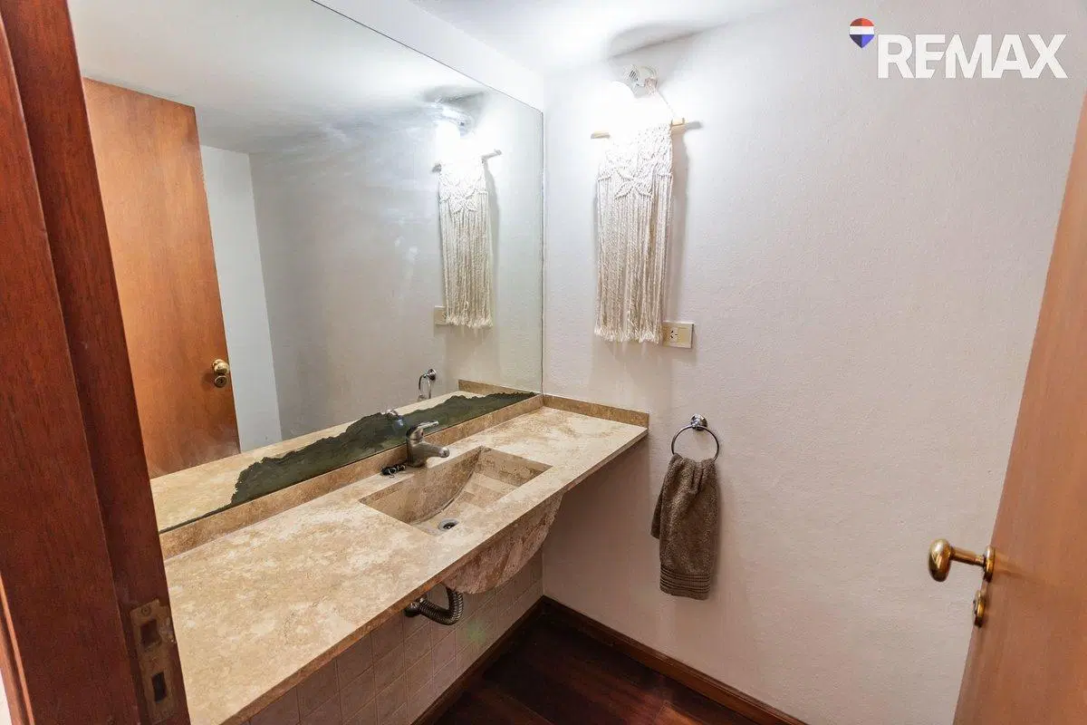 VENTA CASA 4 AMB CON PILETA EN CAMPANA 3