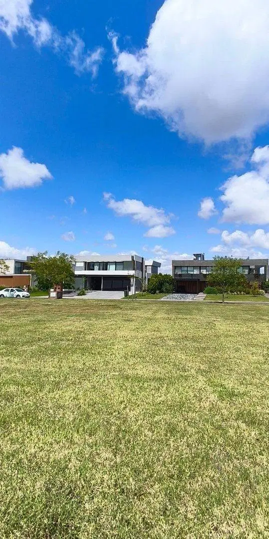 Lote 954.44m Muelles Puertos del Lago Excelente Ub 4