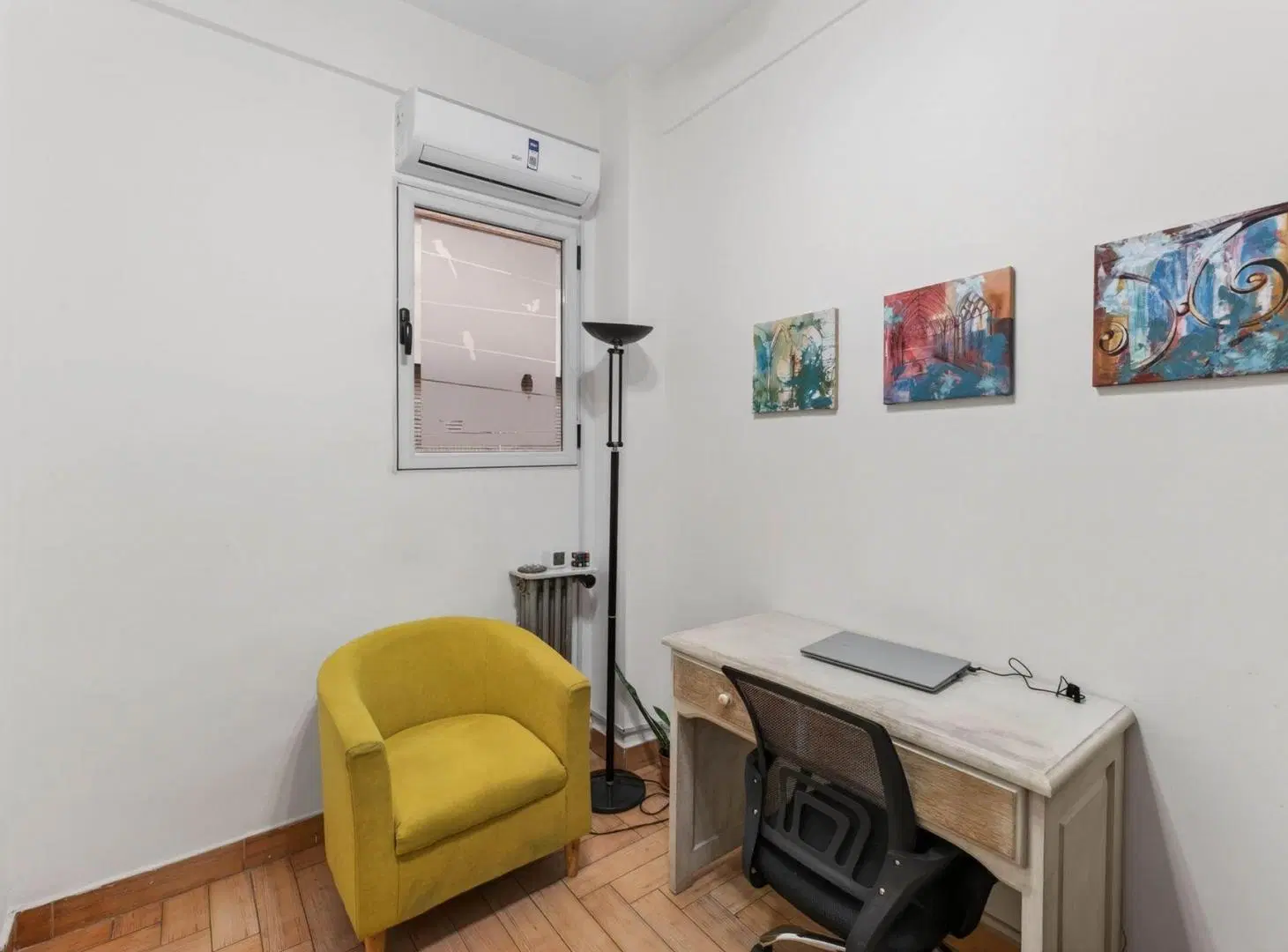VENTA DEPTO 3AMB CON ESCRITORIO Y BALCON 4