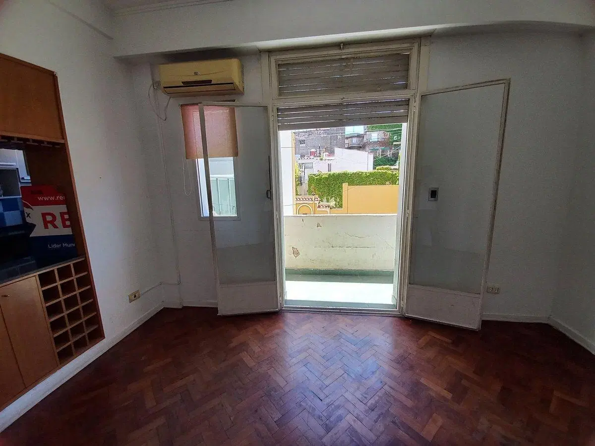 Alquiler dpto 2 amb  50mts c/balcón Beruti 2700 4