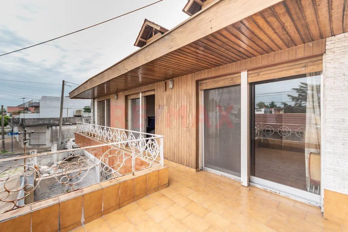 VENTA Casa 9 amb Fondo Terrazas Cochera La Tablada 4