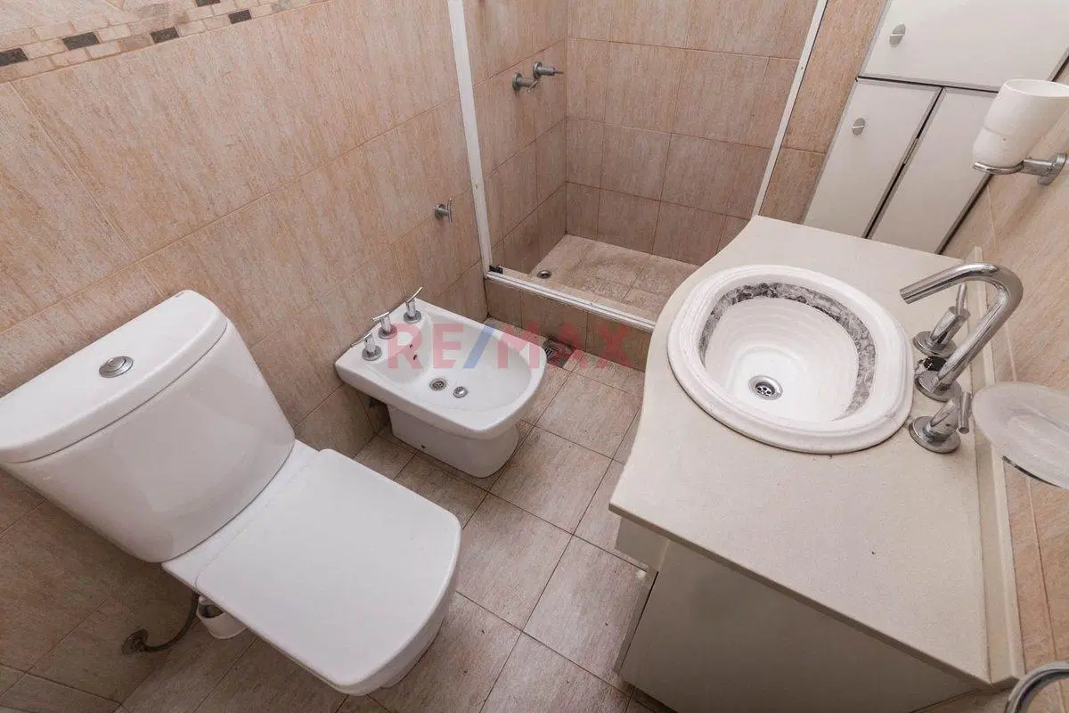 Venta Ph 3 amb quincho y terraza reciclado Lanus 3