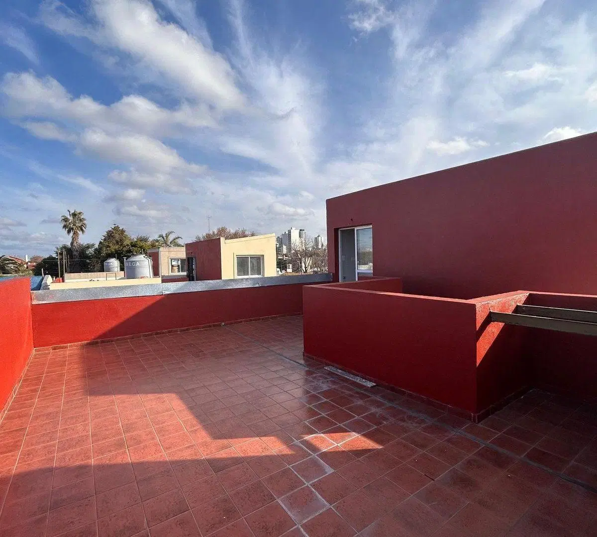 VENTA PH 3 AMB y 1 AMB EN TERRAZA  BANFIELD A cred 2