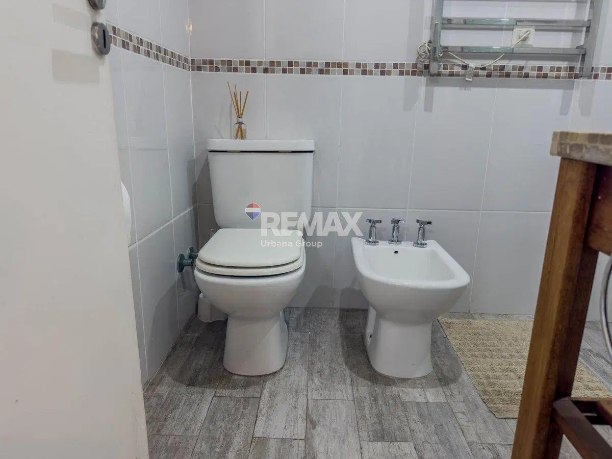 VENTA EXCELENTE CASA CH 5 AMB. C/Coch - SAN ISIDRO 4