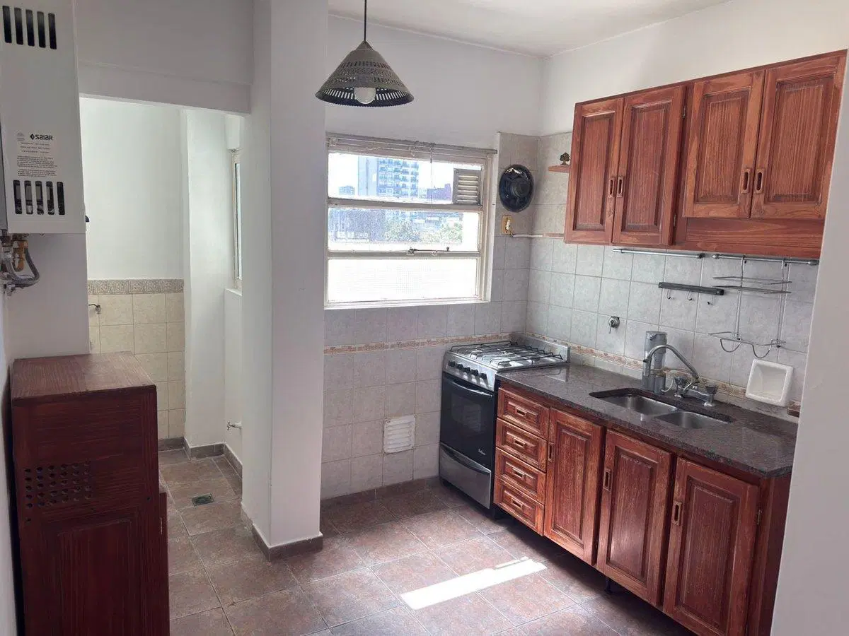 Venta departamento 3 ambientes contrafrente Boedo 3