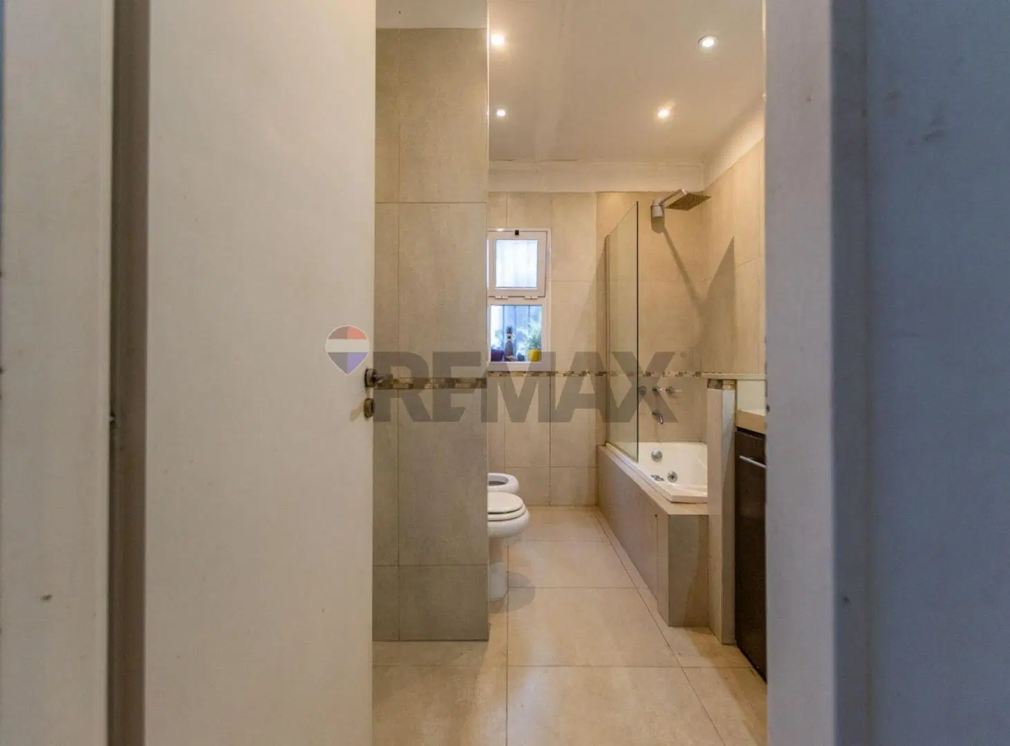 OPORTUNIDAD CASA 4 AMB DEVOTO C/ PILETA Y JARDIN 3