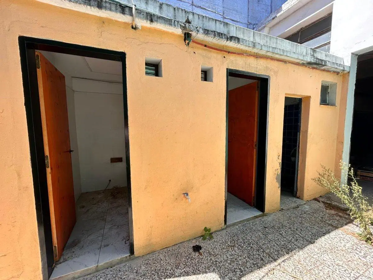 LOCAL COMERCIAL EXCELENTE ZONA IDEAL INVERSOR 4