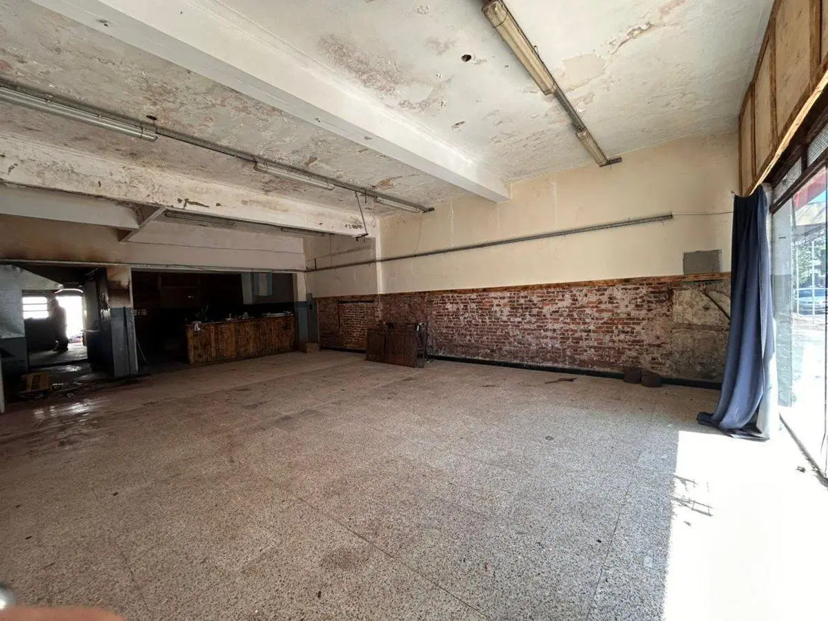 LOCAL COMERCIAL EXCELENTE ZONA IDEAL INVERSOR 2