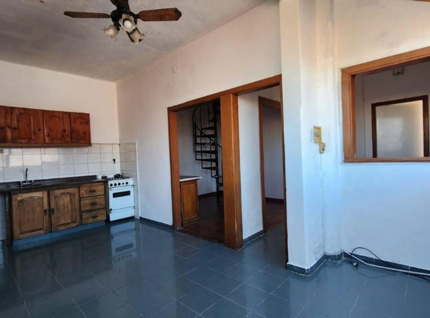 VENTA PH 5 AMB C TERRAZA LANUS OESTE