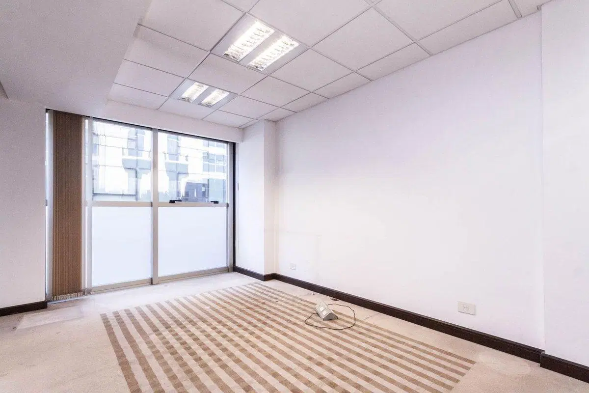 ALQUILER EN BLOCK - EDIFICIO CORPORATIVO - RETIRO 5