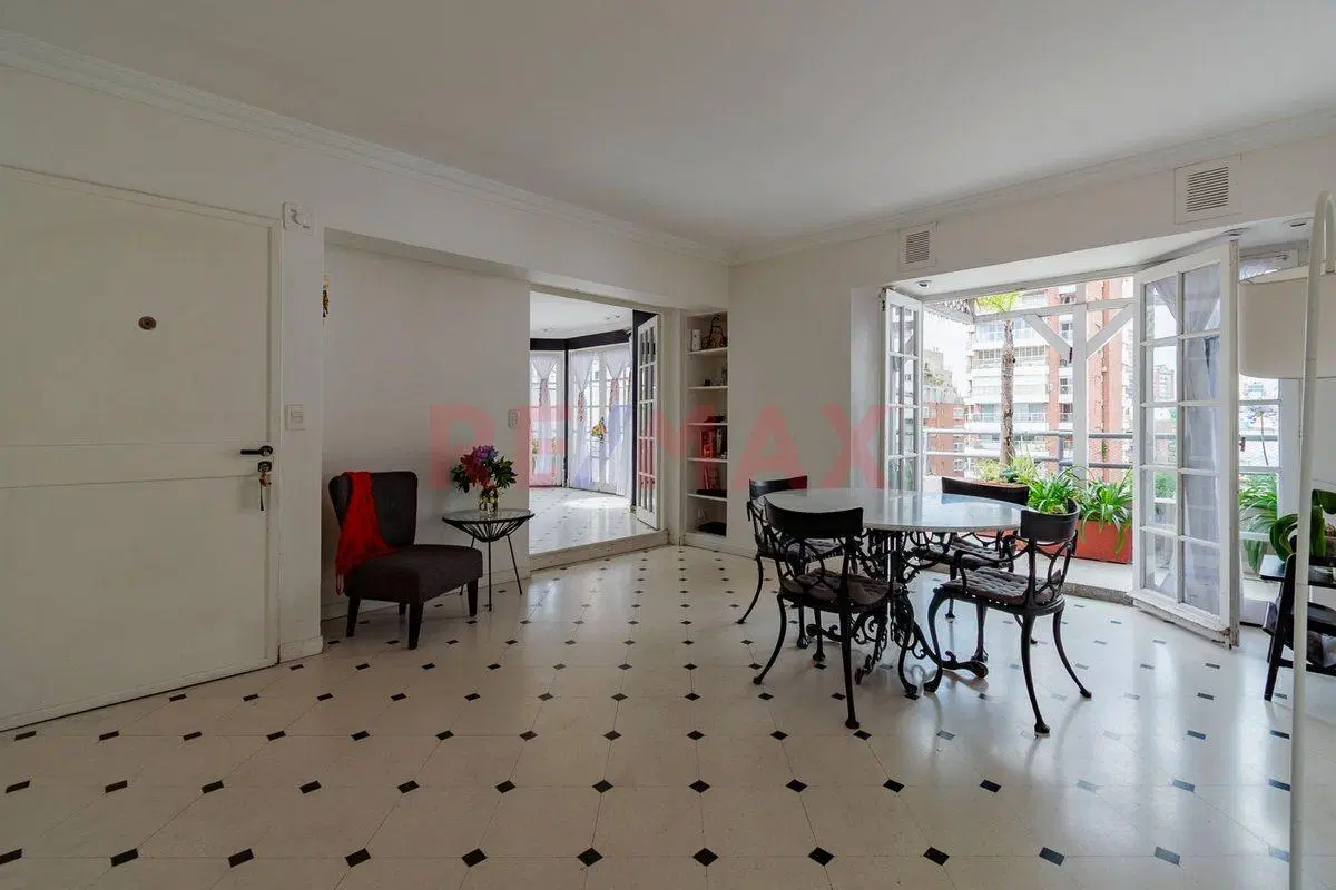 VENTA- depto con balcón corrido y patio propio 5