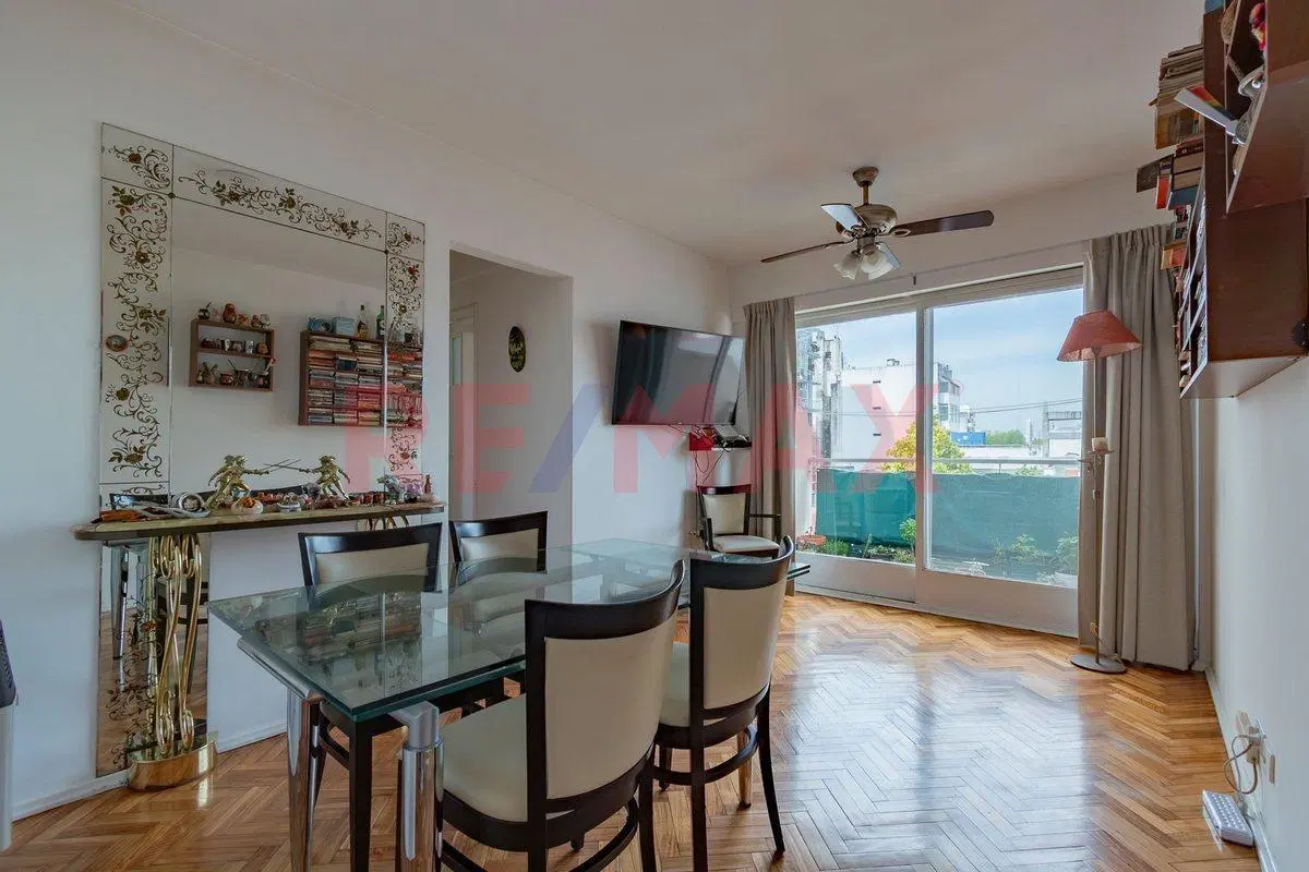 Departamento de  3 Amb. en Venta Villa Gral. Mitre 4