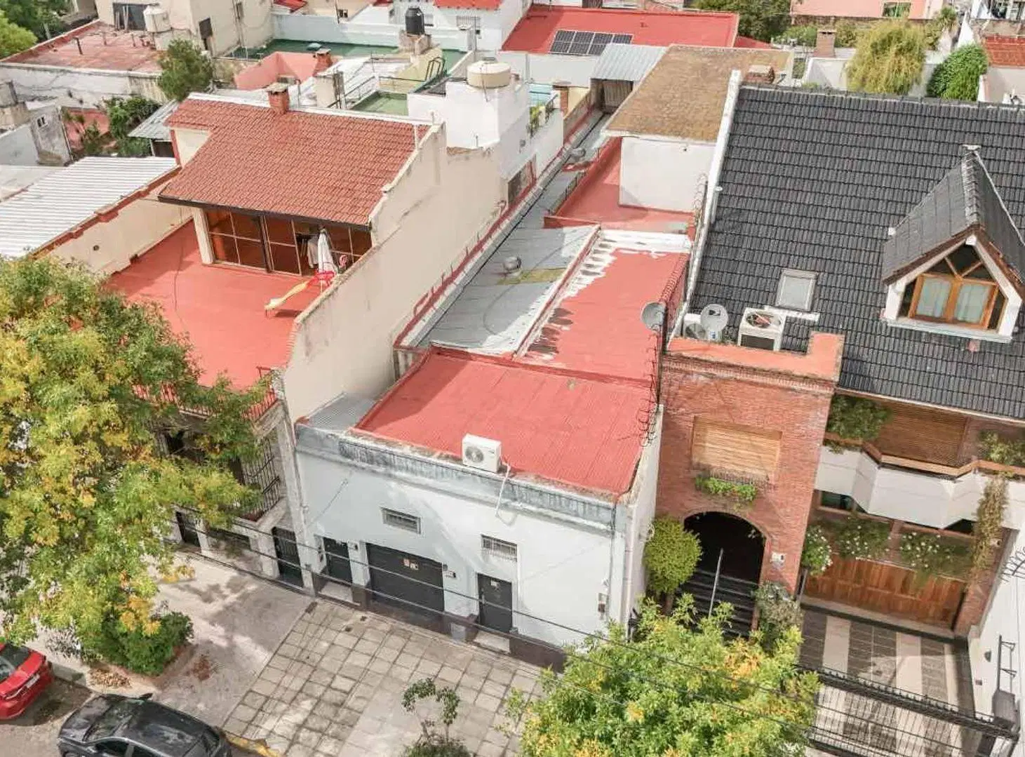 CASA EN VENTA LOTE PROPIO PARQUE AVELLANEDA 3