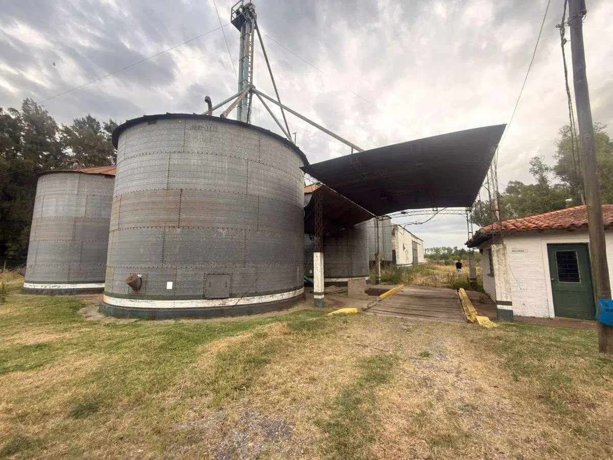 VENTA LOTE CON GALPON ACCESO CAMIONES SAN VICENTE 5