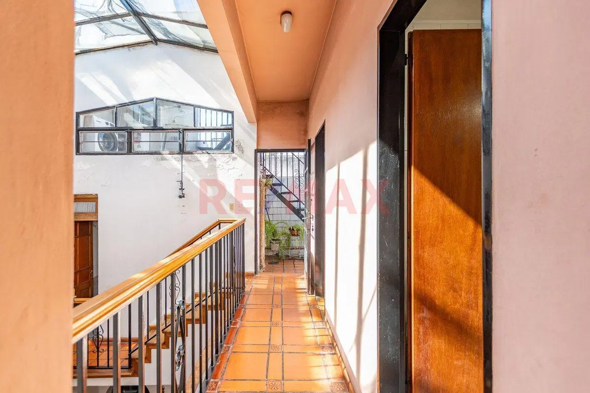 Venta CASA 5 ambientes, Flores, cochera y terraza 4