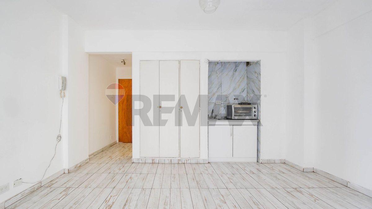 Foto de Venta Depto monoambiente, San Nicolas, con balcón, imagen 4