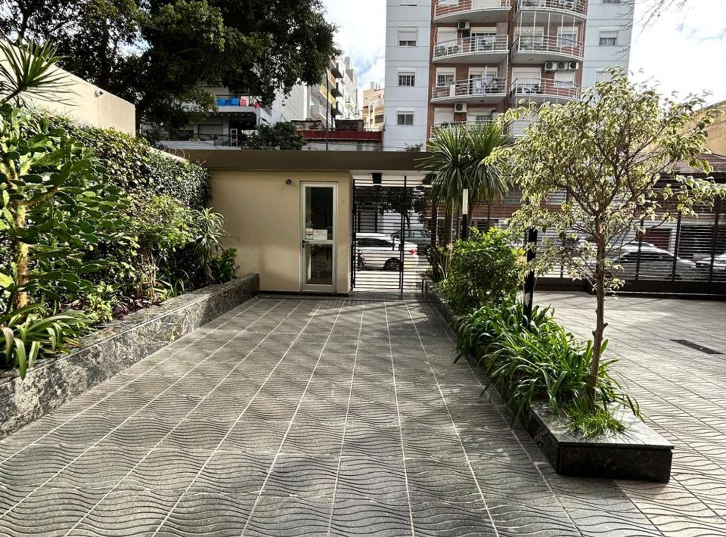 VENTA,2 AMB,CABALLITO C/BALCON C/PARRILLA