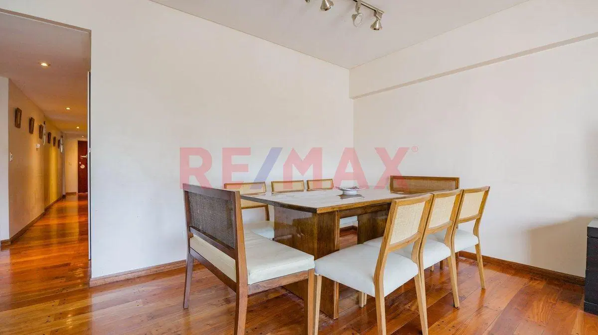 VENTA DEPTO 4 AMB + ESCRITORIO EN CABALLITO, COCH. 4