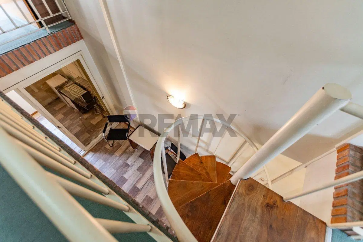 VENTA OFICINA DÚPLEX - BELGRANO 4