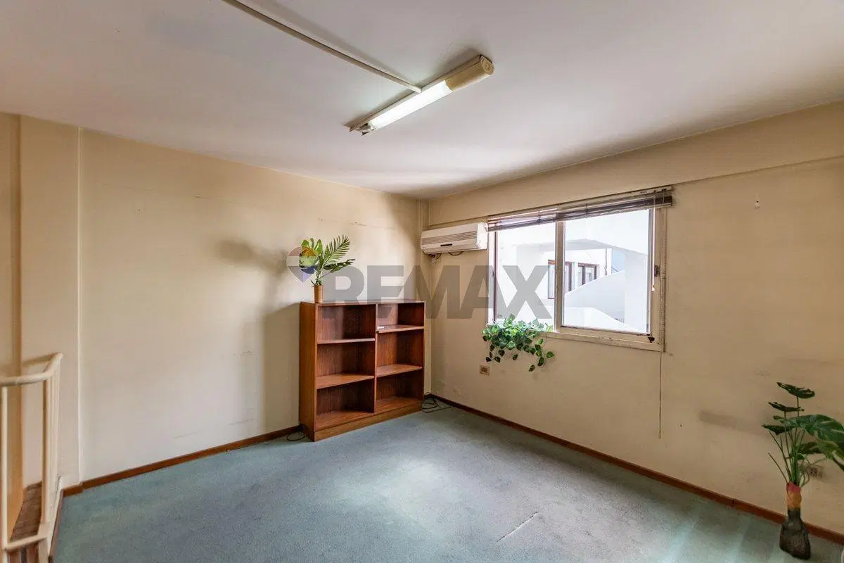 VENTA OFICINA DÚPLEX - BELGRANO 2