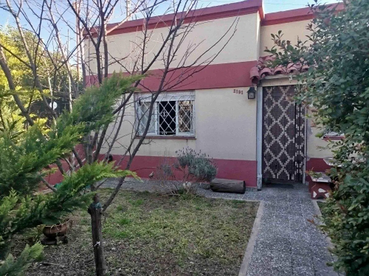 CASA  4 AMB.COCHERA  ALDO BONZI AMPLIO JARDIN 8