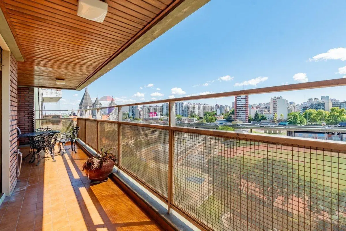 VENTA DEPTO CON BALCON TERRAZA EN P. CHACABUCO 8