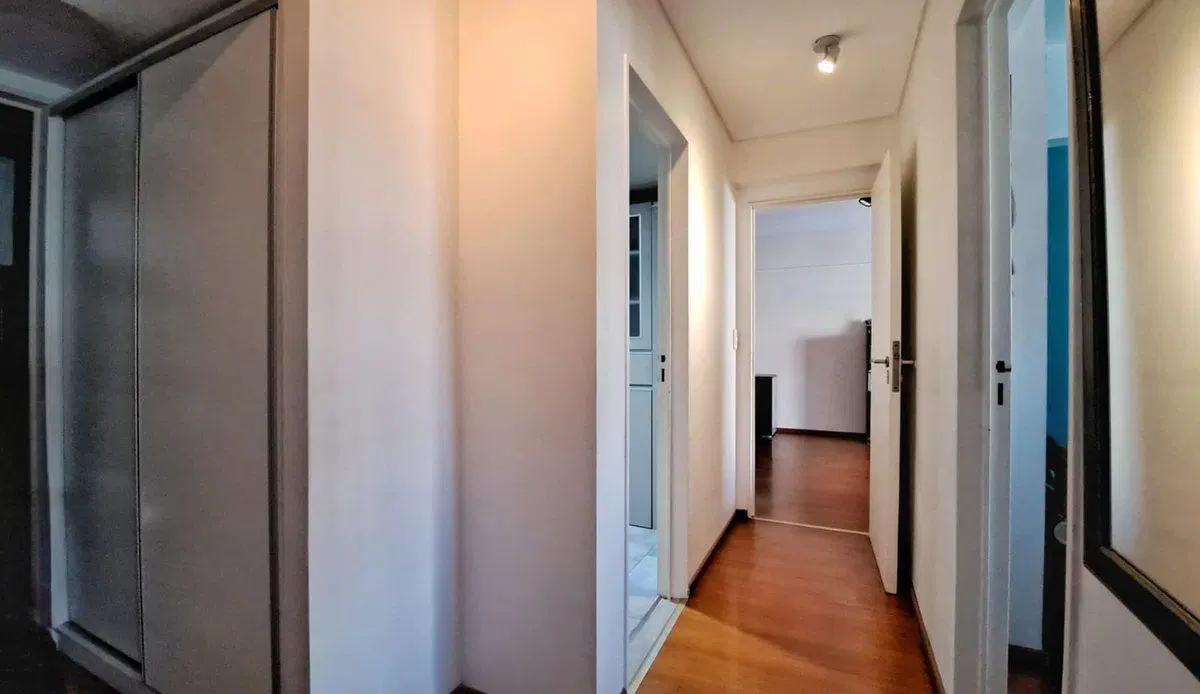 Depto 4 amb con balcón en venta en Almagro 4