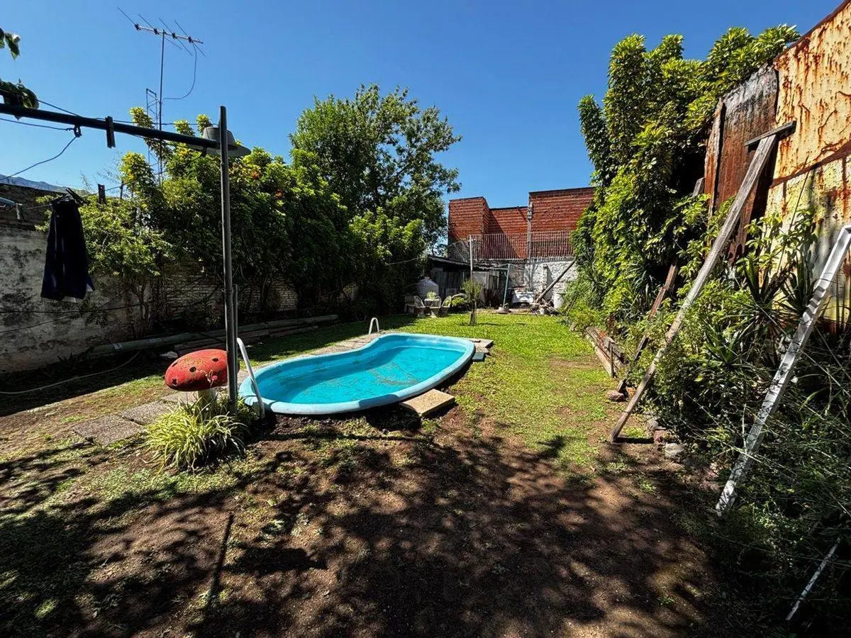 VENTA casa 4 amb Caseros 3