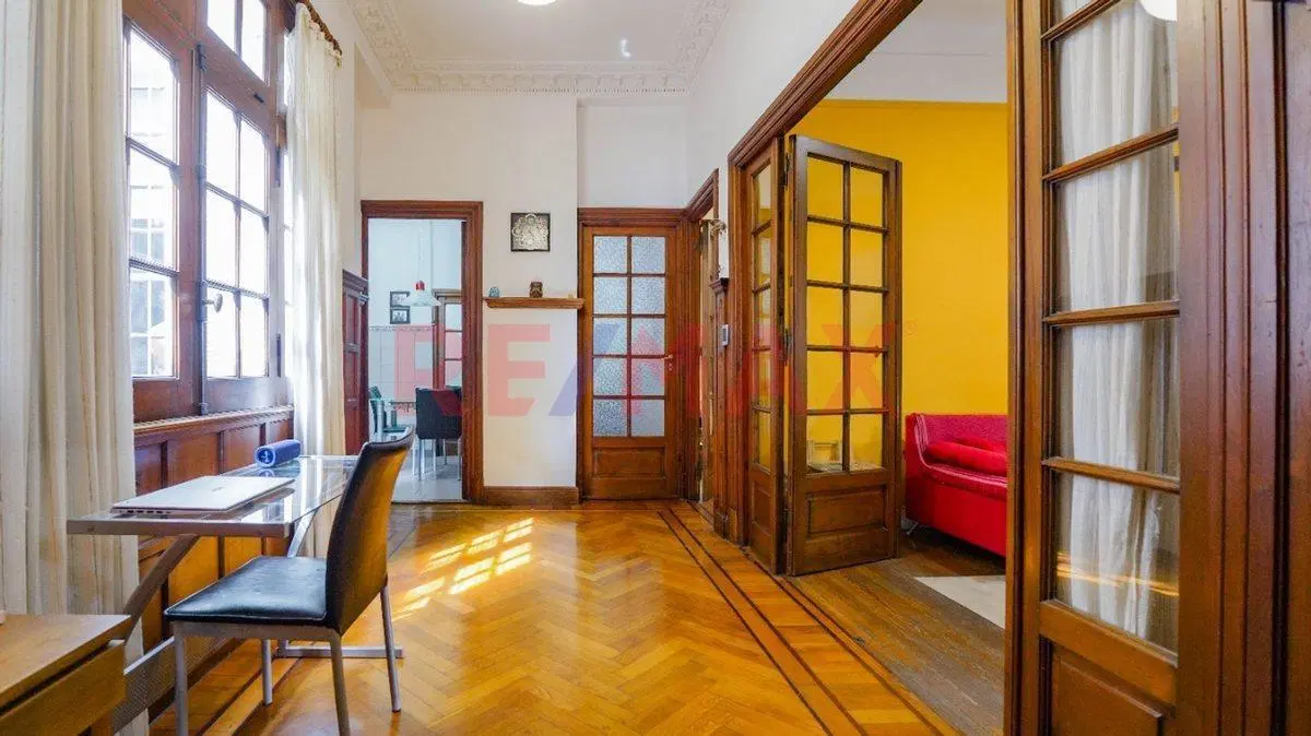 VENTA DEPTO 4 AMBIENTES . MONSERRAT. EDIF DEL ARCO 2