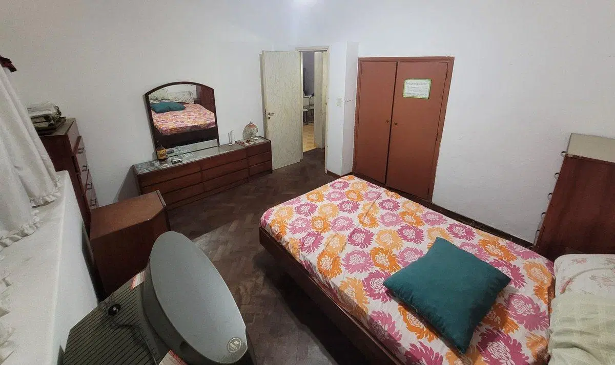 VENTA CASA PATIO PARRILLA COCHERAS TERRAZA LANUS 5
