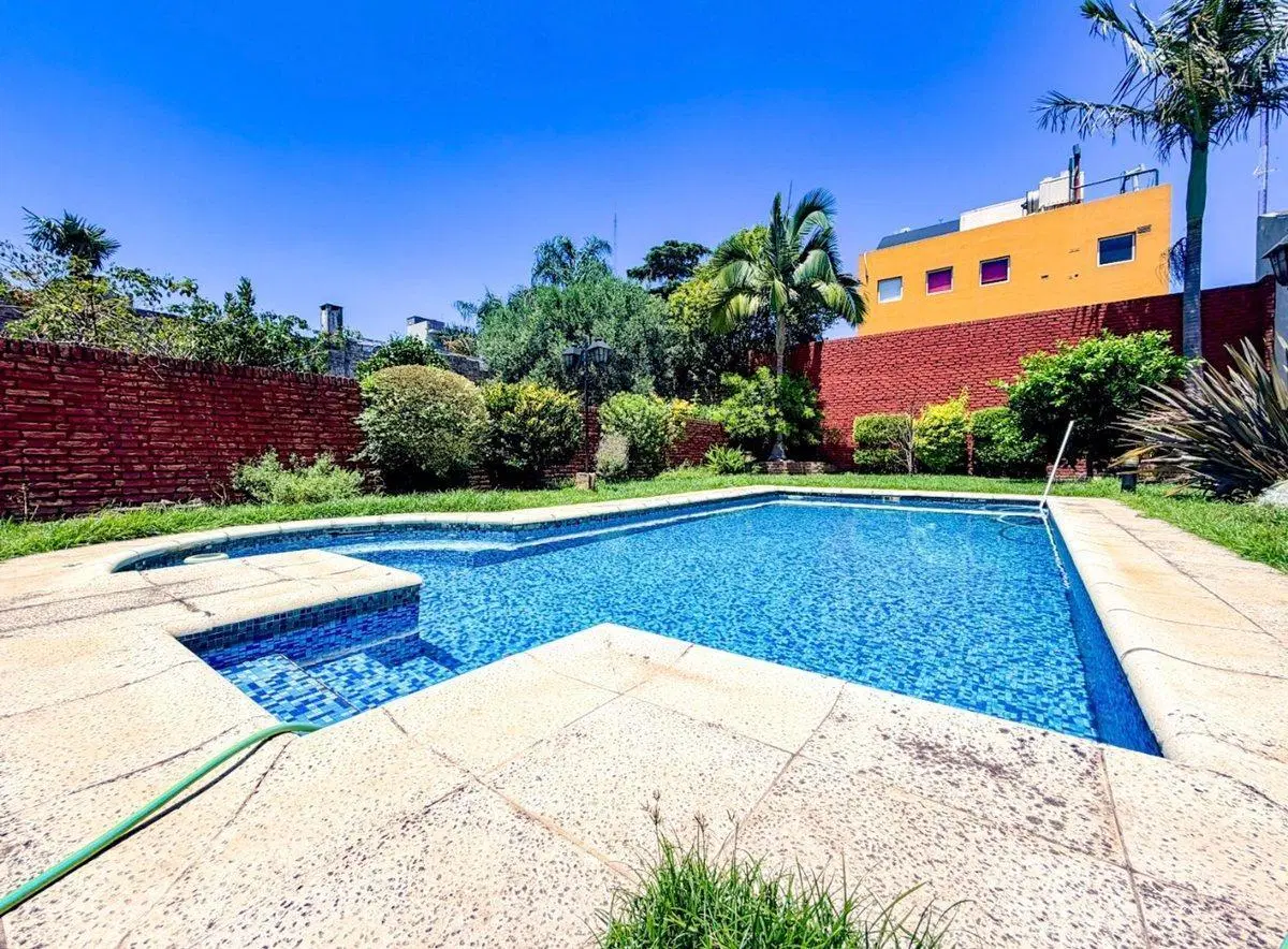 Casa en venta San Justo | Parque, pileta y jacuzzi 5