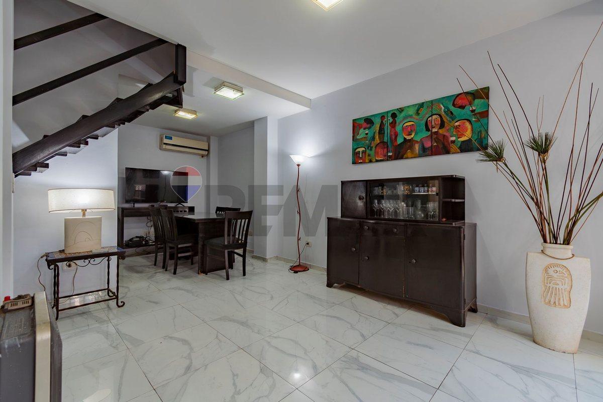 Foto de VENTA CASA 4 AMB C/COCHERA EN PARQUE CHACABUCO, imagen 4