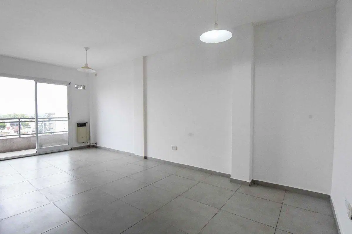 VENTA - Depto 2 ambientes con balcón APTO CREDITO 4