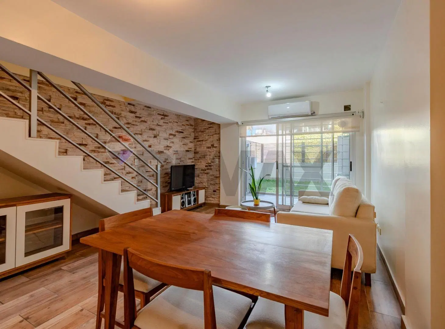 VENTA DEPTO DUPLEX 3 AMB C/COCHERA JARDIN SAAVEDRA 5
