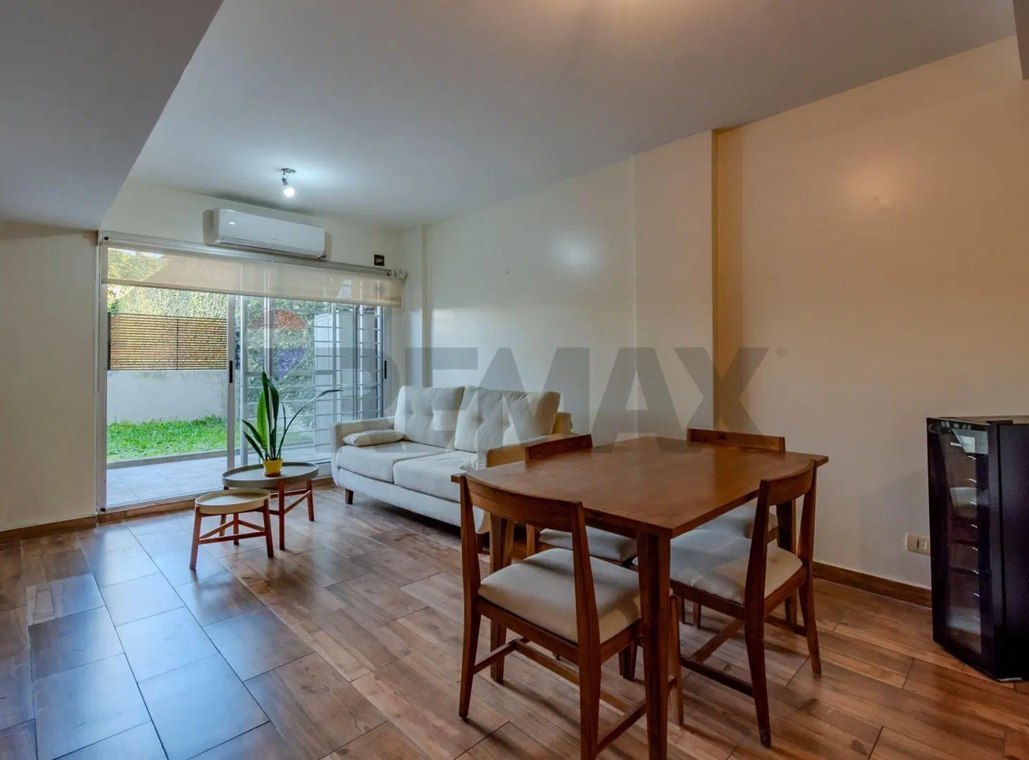 VENTA DEPTO DUPLEX 3 AMB C/COCHERA JARDIN SAAVEDRA 4