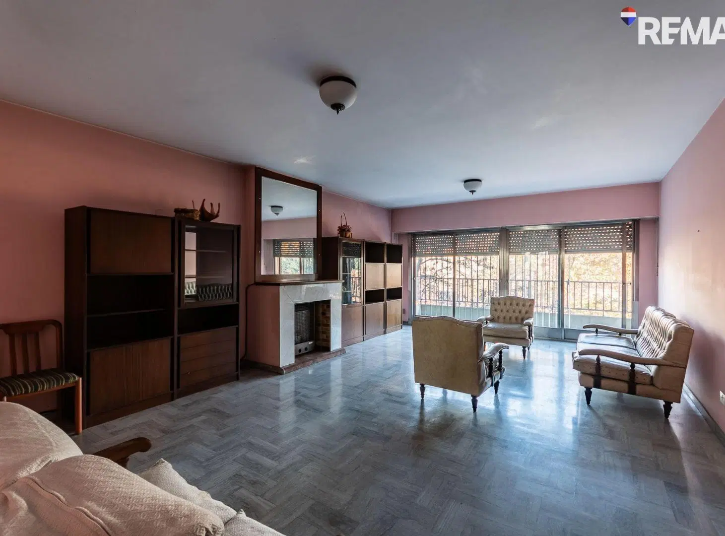 VENTA DEPARTAMENTO MORON CENTRO 4 AMBIENTES BALCON 5