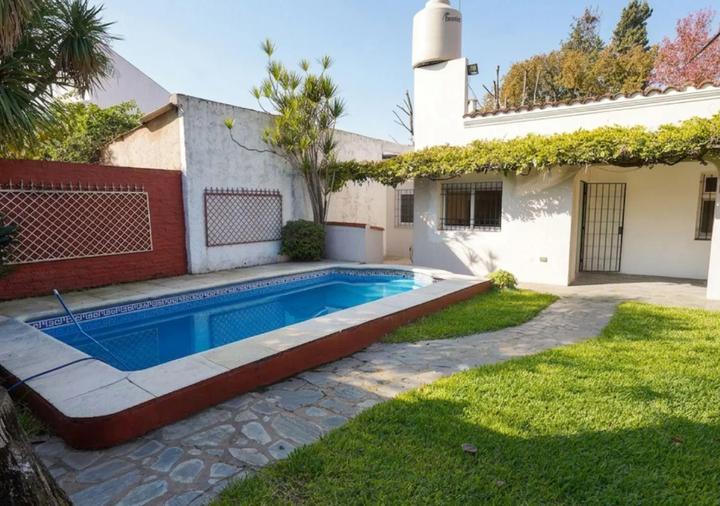 4 Amb c/ Pileta Jardín Parrilla Cochera Ballester 3