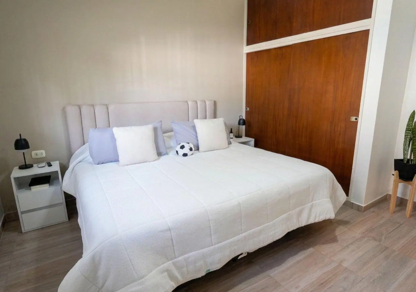 4 Amb c/ Pileta Jardín Parrilla Cochera Ballester 4