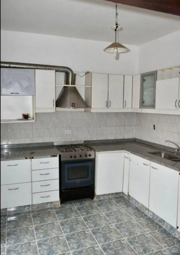 VENTA CASA 3 AMB FONDO LIBRE 4