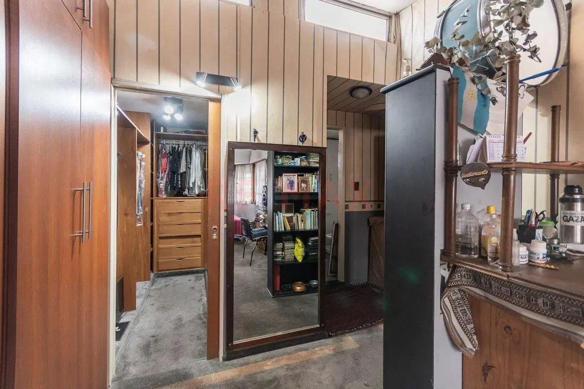 Venta Casa RamosMejía IDEAL INVERSION  OPORTUNIDAD 5