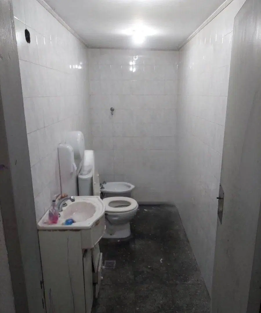 VENTA NAVE INDUSTRIAL CON DEPOSITO Y VIVIENDA 4